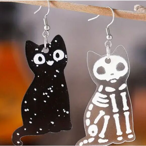 New Fun Dangle Cat Kitten Halloween Earrings Black Cat & Skeleton Cat - Picture 1 of 3